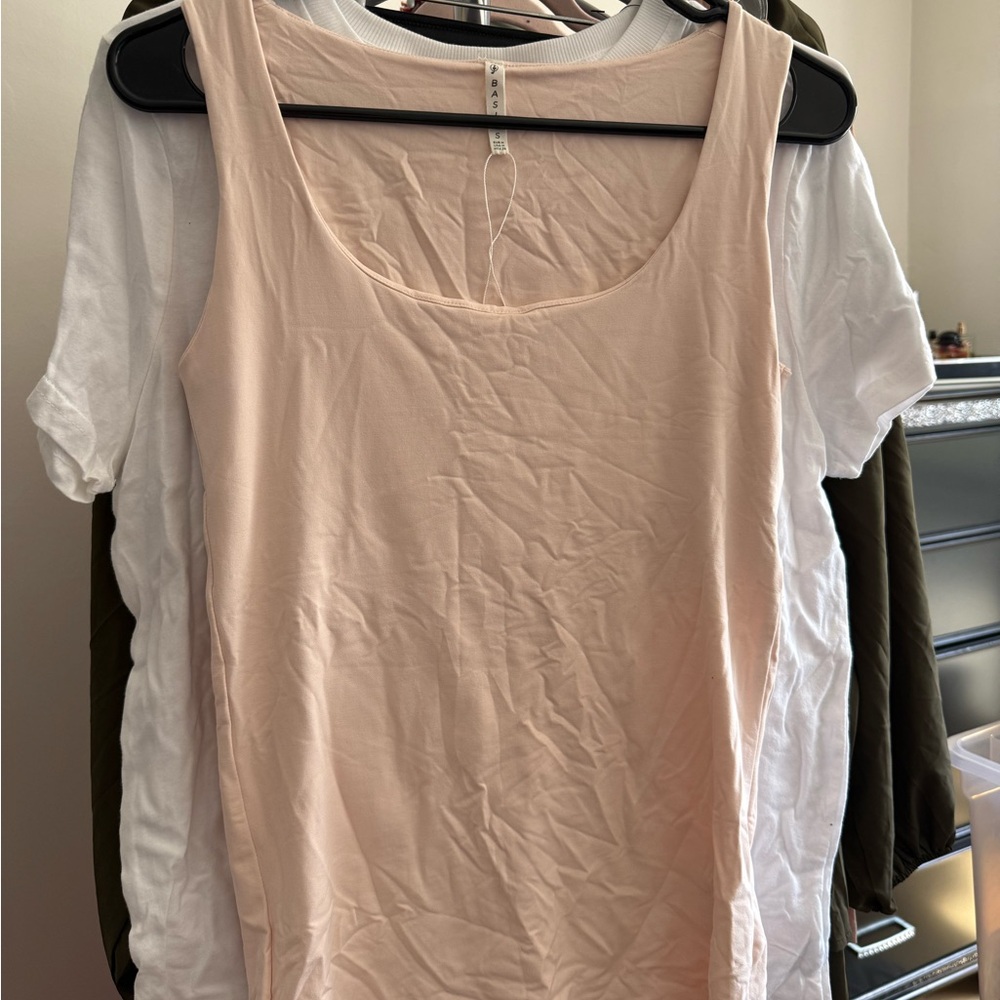 Women's Pink Sleeveless Top